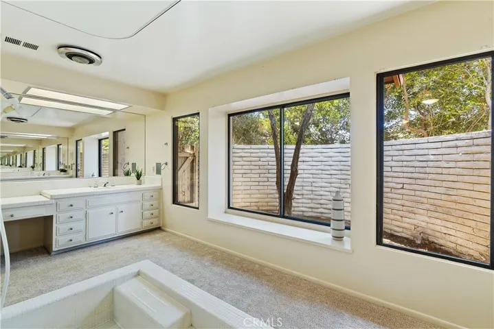 27444 Trail Ridge Road, Canyon Country, California 91387