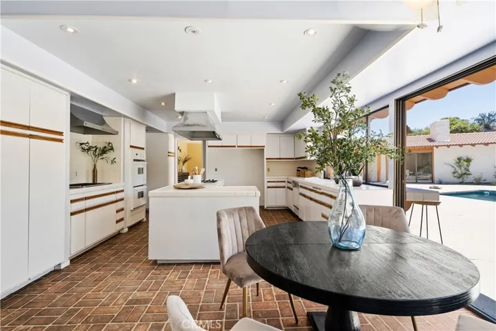 27444 Trail Ridge Road, Canyon Country, California 91387