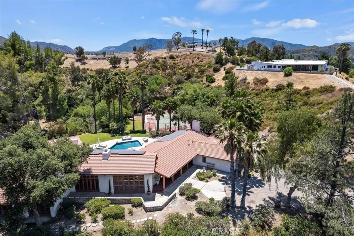 27444 Trail Ridge Road, Canyon Country, California 91387