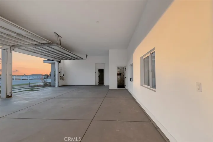 7230 Verbena Road, Oak Hills, California 92344