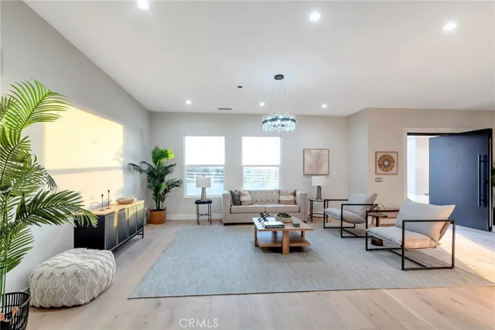 7230 Verbena Road, Oak Hills, California 92344