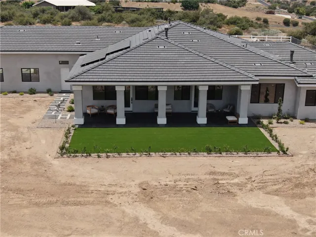 7230 Verbena Road, Oak Hills, California 92344