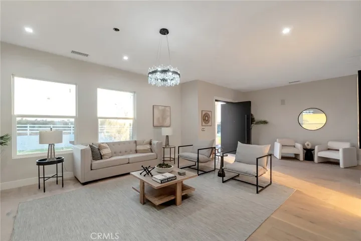 7230 Verbena Road, Oak Hills, California 92344