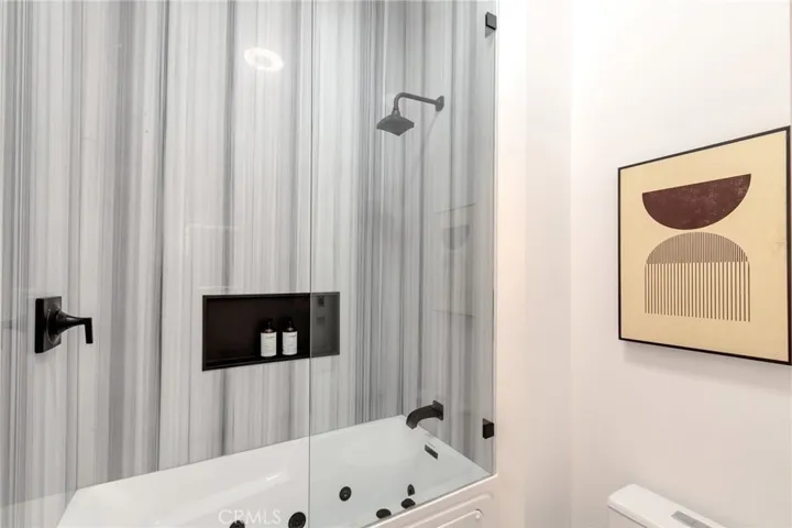 7230 Verbena Road, Oak Hills, California 92344