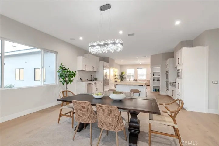 7230 Verbena Road, Oak Hills, California 92344