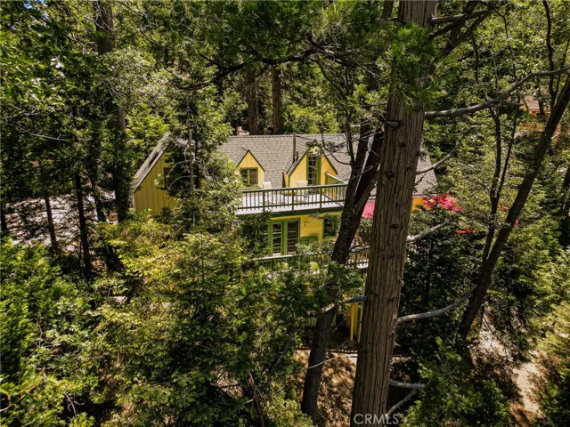 220 C Lane, Lake Arrowhead, California 92352