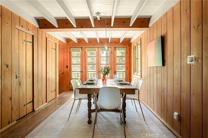 220 C Lane, Lake Arrowhead, California 92352