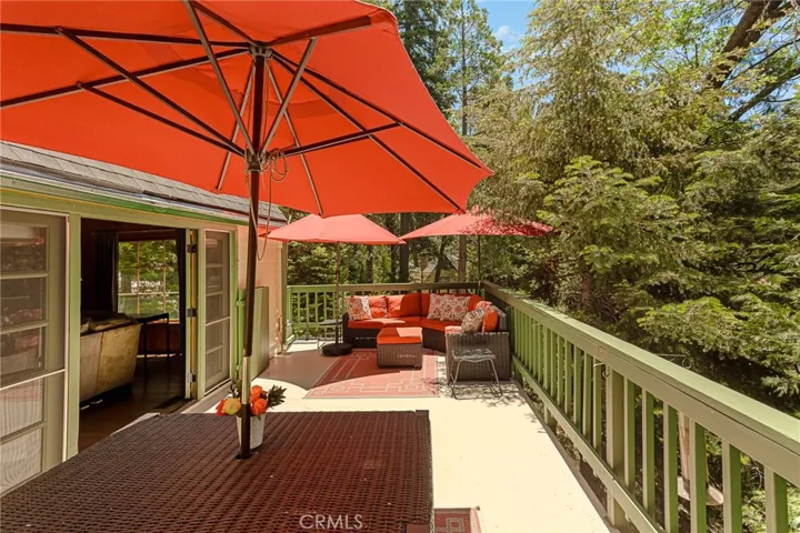 220 C Lane, Lake Arrowhead, California 92352