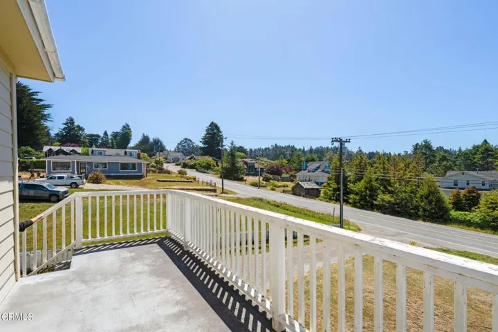 Upstairs Deck