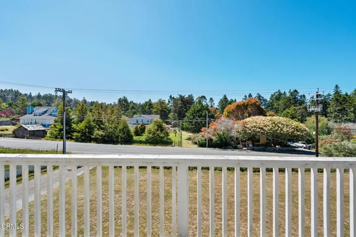 Upstairs Deck