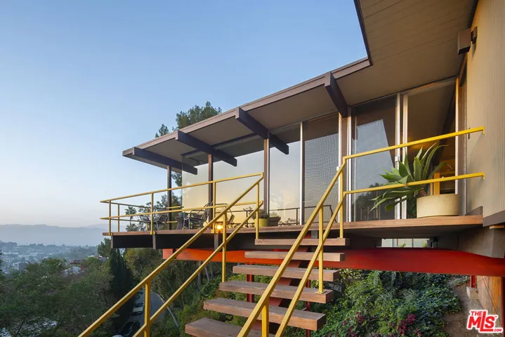 1954 Lucile Avenue, Los Angeles, California 90039