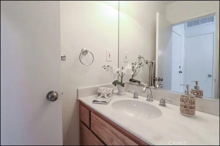 12 Meadowbrook, Aliso Viejo, California 92656