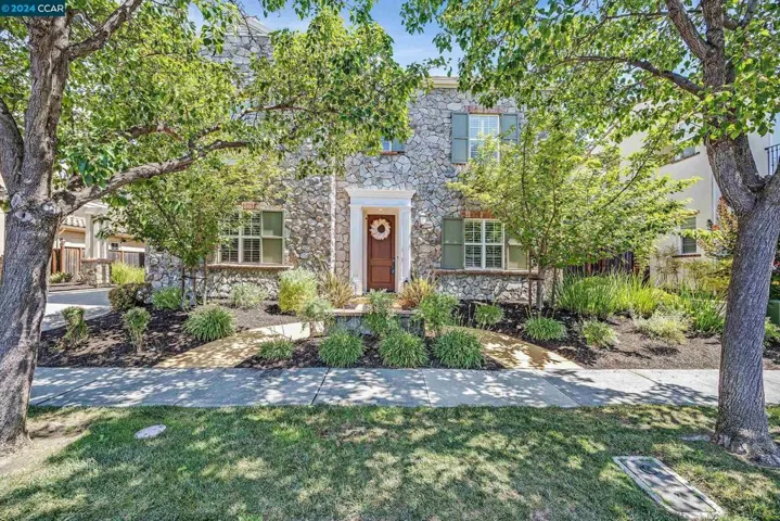 1066 S Wedgewood Rd, San Ramon, California 94582