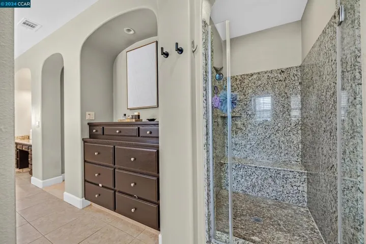 1066 S Wedgewood Rd, San Ramon, California 94582