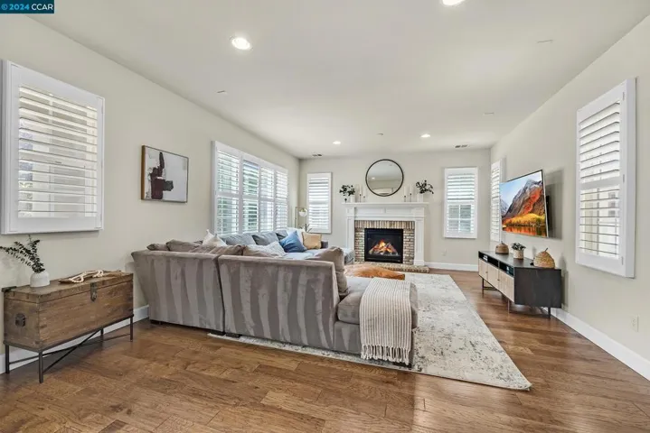 1066 S Wedgewood Rd, San Ramon, California 94582