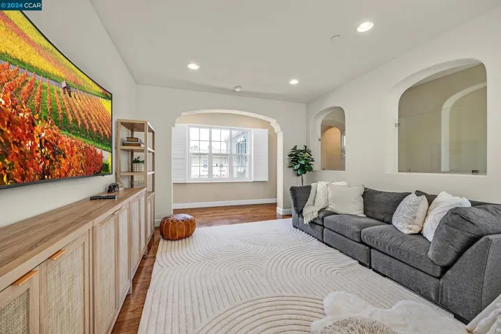 1066 S Wedgewood Rd, San Ramon, California 94582
