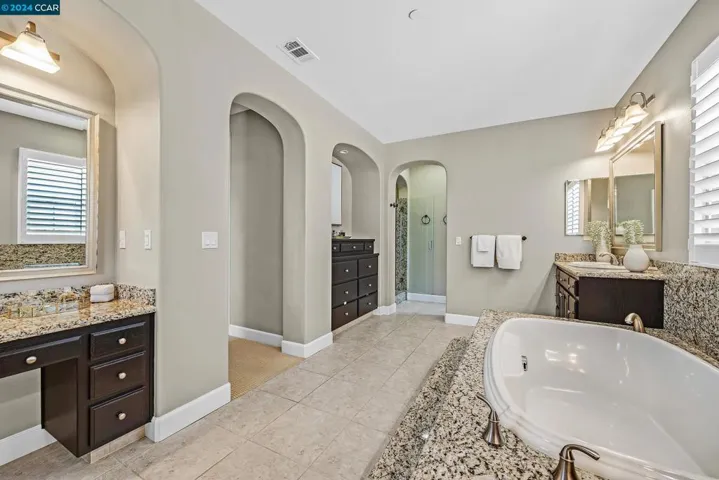 1066 S Wedgewood Rd, San Ramon, California 94582