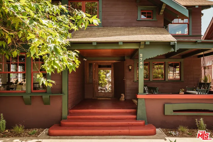2750 Raymond Avenue, Los Angeles, California 90007