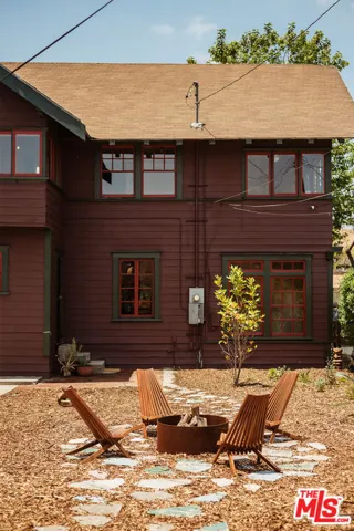 2750 Raymond Avenue, Los Angeles, California 90007