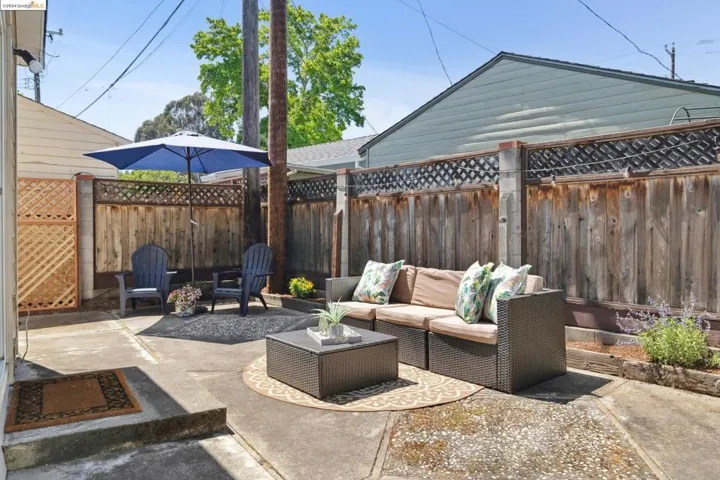 3007 Revere Ave, Oakland, California 94605