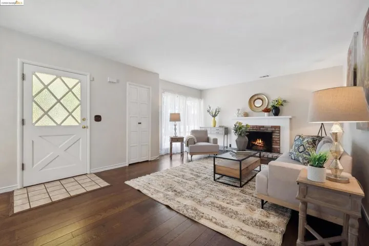 3007 Revere Ave, Oakland, California 94605