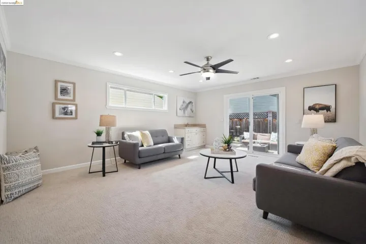 3007 Revere Ave, Oakland, California 94605