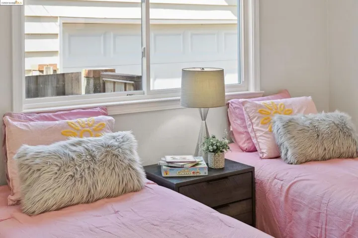 3007 Revere Ave, Oakland, California 94605