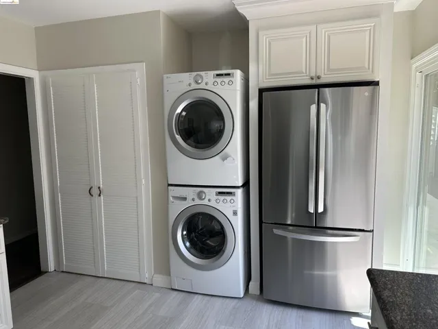 3007 Revere Ave, Oakland, California 94605
