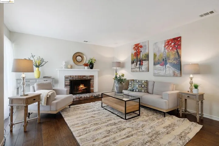 3007 Revere Ave, Oakland, California 94605