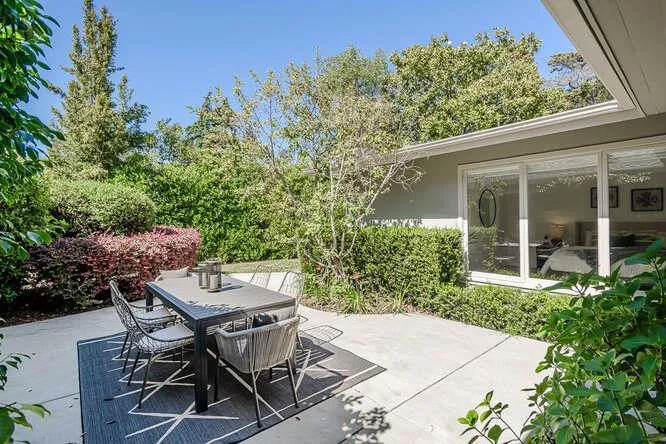 745 Bromfield Road, Hillsborough, California 94010