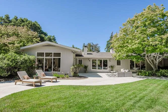 745 Bromfield Road, Hillsborough, California 94010