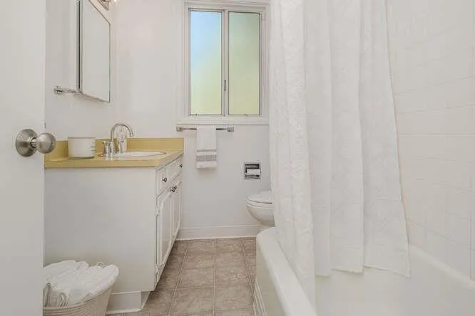 745 Bromfield Road, Hillsborough, California 94010