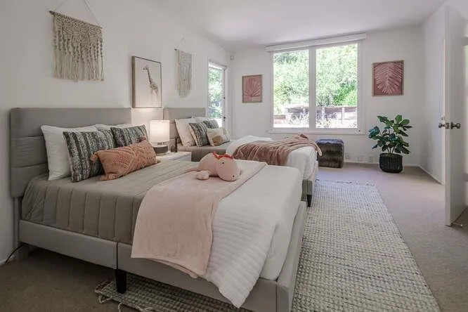 745 Bromfield Road, Hillsborough, California 94010
