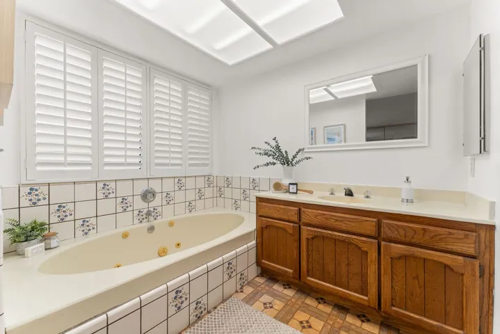 1150 W 13th Street 204, San Pedro, California 90731