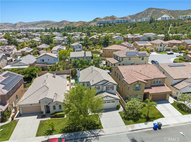28304 Houston Court, Saugus, California 91350