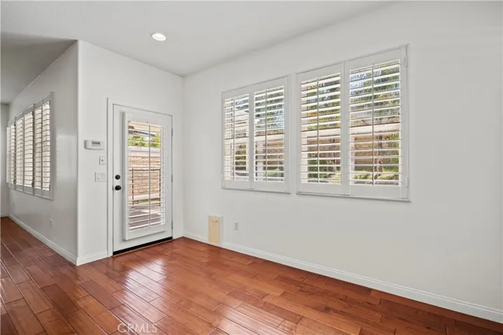 28304 Houston Court, Saugus, California 91350
