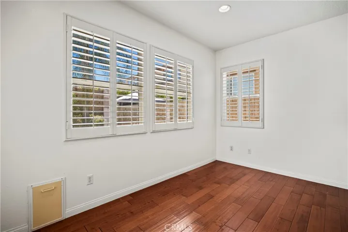 28304 Houston Court, Saugus, California 91350
