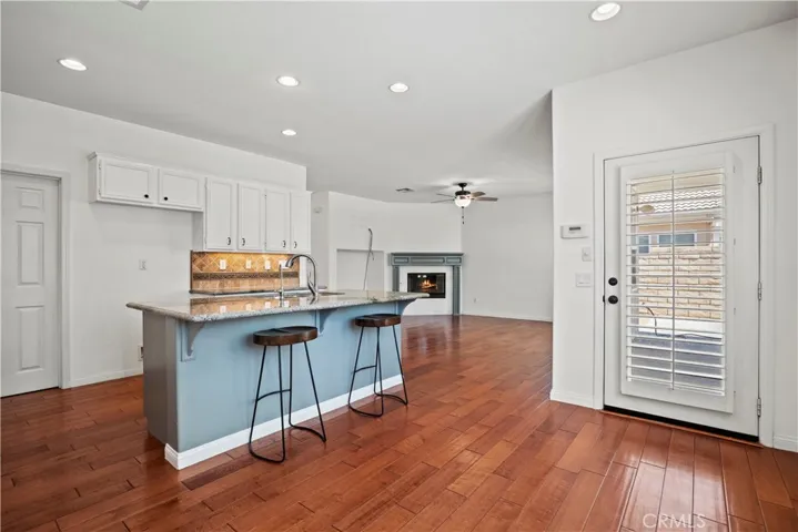 28304 Houston Court, Saugus, California 91350