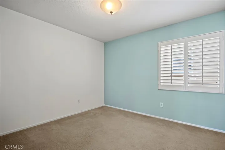 28304 Houston Court, Saugus, California 91350