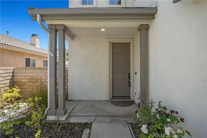 28304 Houston Court, Saugus, California 91350