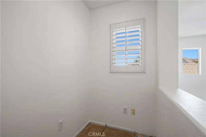 28304 Houston Court, Saugus, California 91350