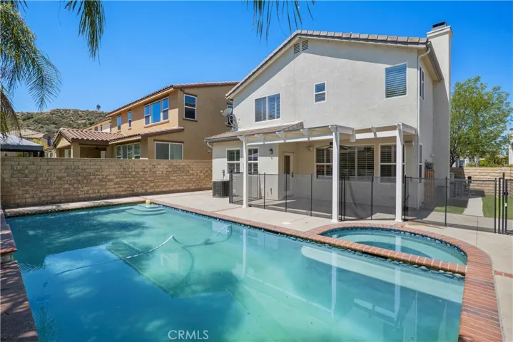 28304 Houston Court, Saugus, California 91350