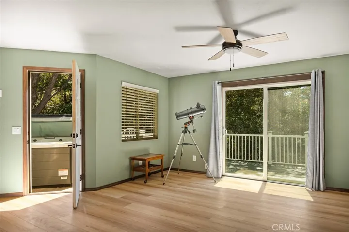 Den Downstairs w/Access to the Hot Tub!!