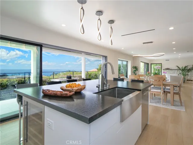6820 Verde Ridge Road, Rancho Palos Verdes, California 90275