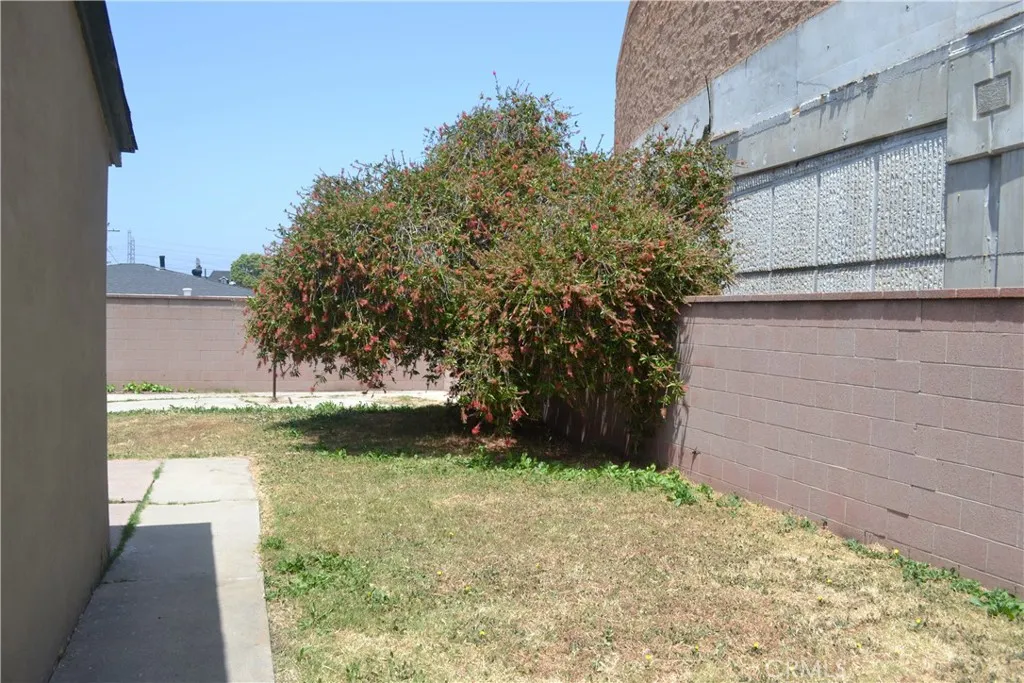 18403 Eriel Avenue, Torrance, California 90504 home-pic-4