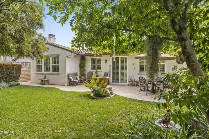 49-web-or-mls-Upmarketmedia_2065Lon-201