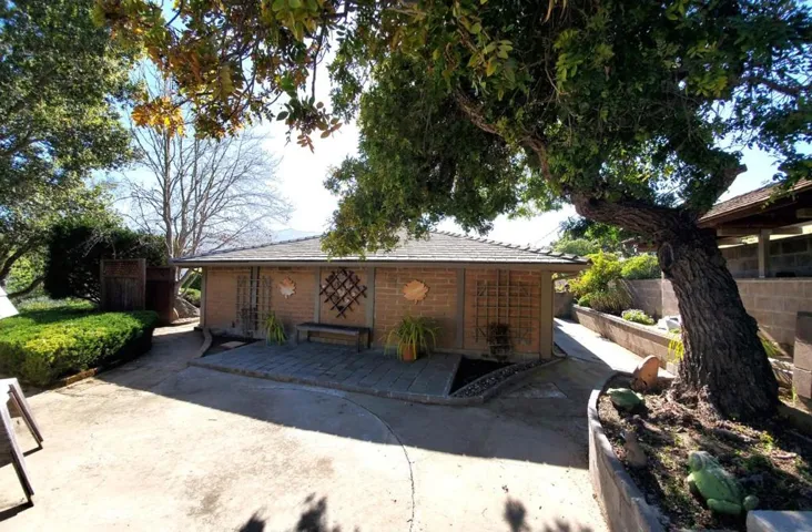 5 Story Road, Carmel Valley, California 93924