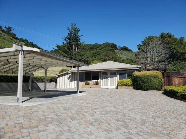 5 Story Road, Carmel Valley, California 93924