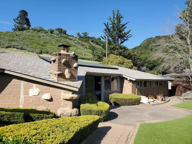 5 Story Road, Carmel Valley, California 93924
