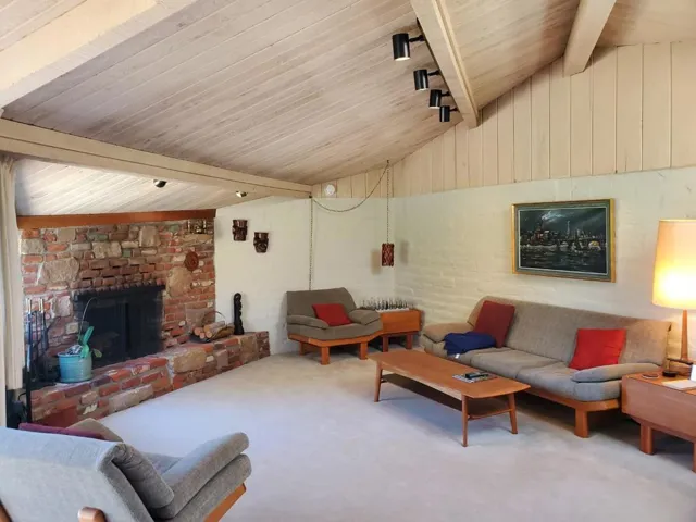 5 Story Road, Carmel Valley, California 93924